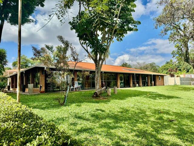 #557 - Casa para Venda em Cabreúva - SP - 1