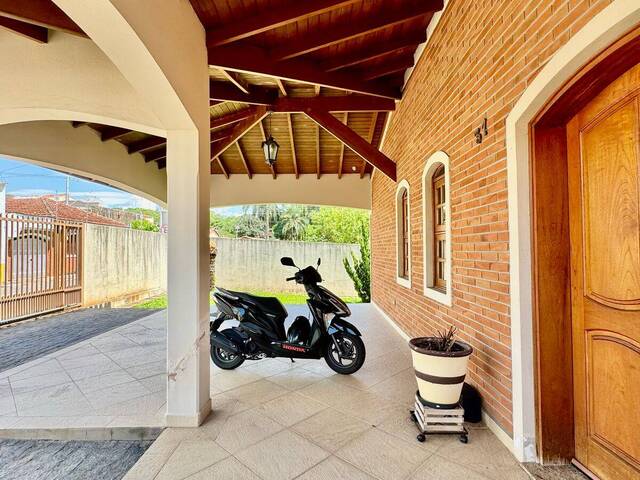 #555 - Casa para Venda em Cabreúva - SP - 2