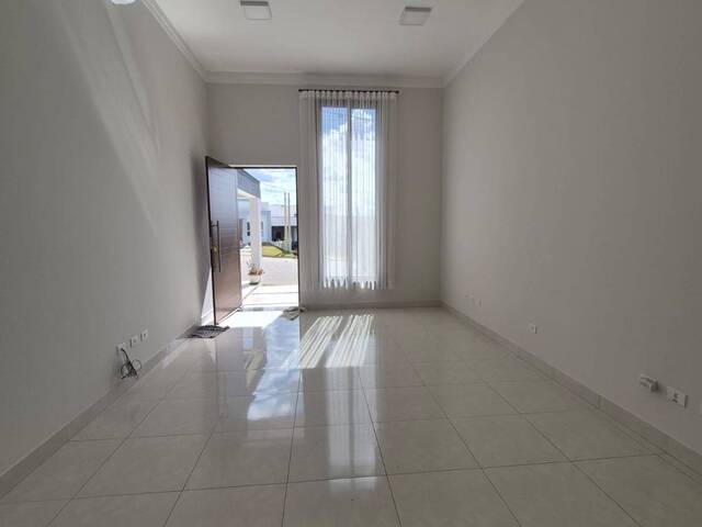 #635 - Casa para Locação em Cabreúva - SP - 2