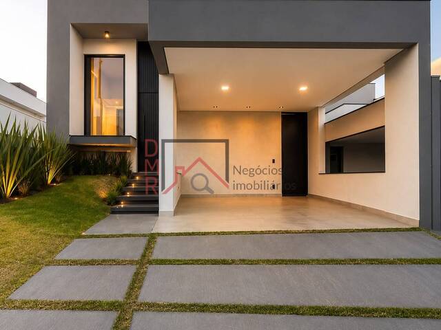 #747 - Casa para Venda em Cabreúva - SP - 2