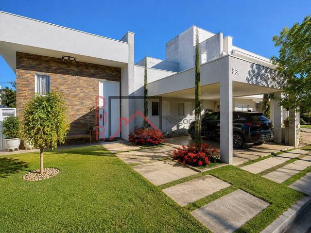 #748 - Casa para Venda em Cabreúva - SP - 2