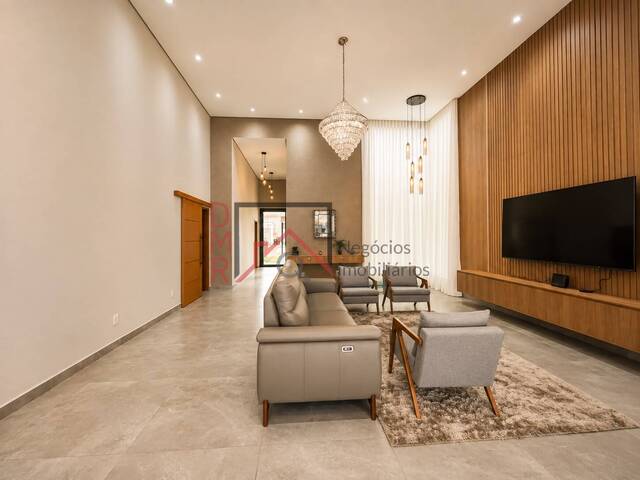 Casa para Venda em Cabreúva - 2